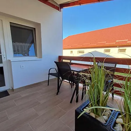 Mini Zoo Апартаменты